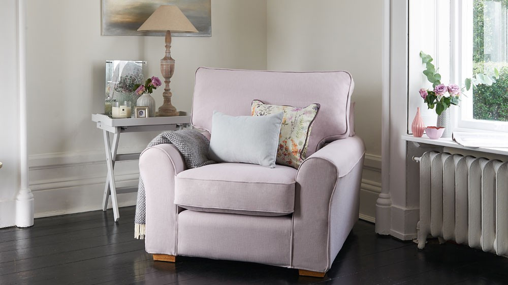 1000x560 M1 Bayswater Blush Chair